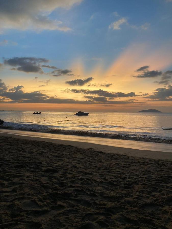 Quarto aconchegante em Ilhabela Praia Curral Pé na areia Até 4 pessoas AvJosé Pacheco do Nascimento nº 7682 Exterior foto